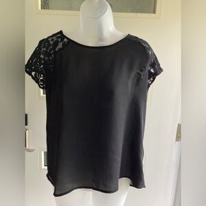 Forever21 Women's Black Blouse With Lace Shoulder - Small